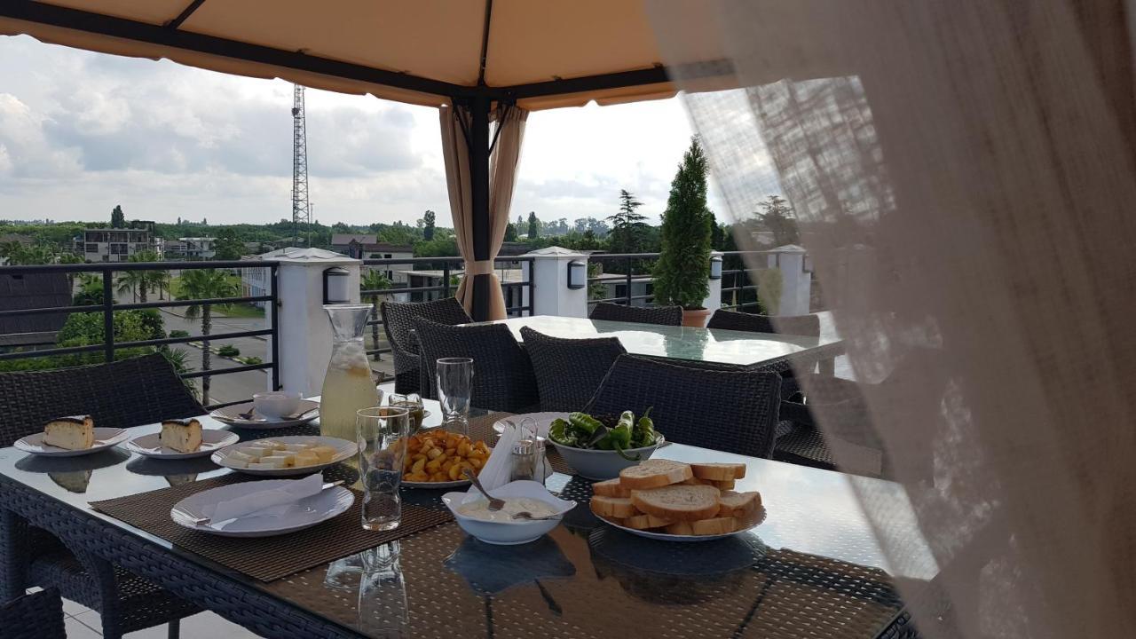 Twins Hotell Anaklia Eksteriør bilde